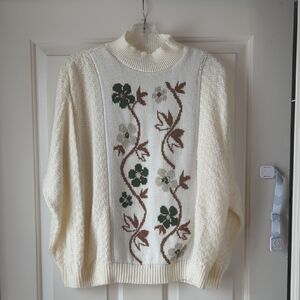 Vintage Floral Pattern Cream Sweater